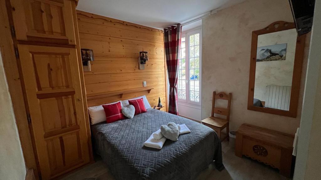 Hotel La Bonne Auberge Saint-Martin-Vésubie Екстериор снимка