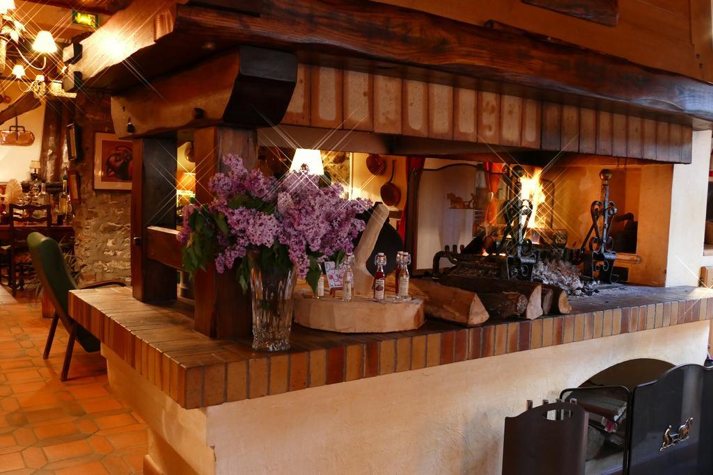 Hotel La Bonne Auberge Saint-Martin-Vésubie Екстериор снимка